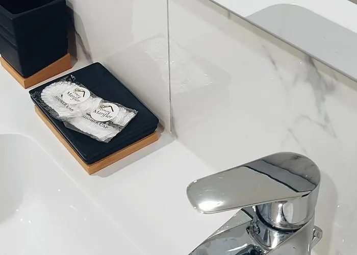 公寓 Dimora Mariflor 阿纳尼